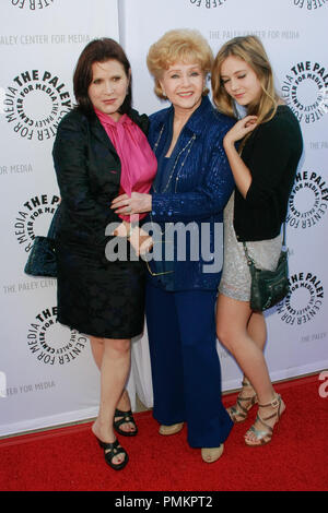 Carrie Fisher und Tochter Billie Catherine Lourd an Debbie Reynolds' Erinnerungsstücke aus Hollywood Ausstellung Empfang im Paley Center für Medien in Beverly Hills, CA, 7. Juni 2011 statt. Foto von Joe Martinez/PictureLux Stockfoto