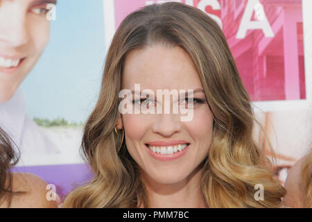 Hilary Swank bei der Premiere von Warner Brothers Pictures' "ausgeliehen". Ankünfte am Grauman's Chinese Theater in Hollywood, CA, 3. Mai 2011 abgehalten. Foto von Joe Martinez/PictureLux Stockfoto