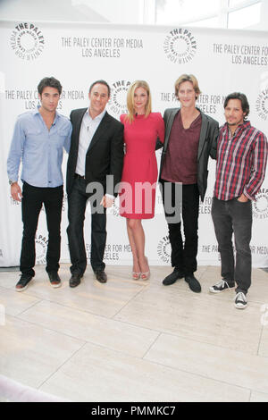 Emily VanCamp, Joshua Bowman, Gabriel Mann, Nick Wechsler, Mike Kelly 09.10.2011, Vorschau 2011 PaleyFest Partei, ABC, die Paley Center für Medien, Beverly Hills, Foto von manae Nishiyama/HollywoodNewsWire.net/ PictureLux Stockfoto