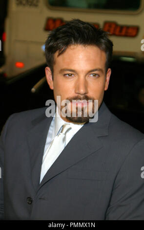 12/18/2003 Ben Affleck Gehaltsscheck @ Grauman's Chinese Theater, Hollywood Foto von kazumi Nakamoto/HNW/Picturelux Datei Referenz # 31390 005 HNW nur für redaktionelle Verwendung - Alle Rechte vorbehalten Stockfoto