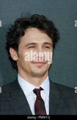 James Franco auf der Premiere von Twentieth Century Fox's'' Aufstieg der Planet der Affen". Ankünfte am Grauman's Chinese Theater in Hollywood, CA, 28. Juli 2011 abgehalten. Foto von Joe Martinez/PictureLux Stockfoto