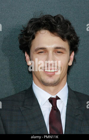 James Franco auf der Premiere von Twentieth Century Fox's'' Aufstieg der Planet der Affen". Ankünfte am Grauman's Chinese Theater in Hollywood, CA, 28. Juli 2011 abgehalten. Foto von Joe Martinez/PictureLux Stockfoto