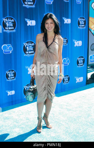 Kelly Hu bei der Premiere von Disney Channel's'' Phineas und Ferb: In der 2. Dimension". Ankünfte am El Capitan Theatre in Hollywood, CA, 3. August 2011 statt. Foto von Joe Martinez/PictureLux Stockfoto