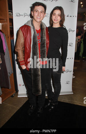 Gia Mantegna, Mitchel Musso 23.01.2012 Q gehalten an in Dari Boutique Studio City, CA Foto von manae Nishiyama/HollywoodNewsWire.net/PictureLux Stockfoto