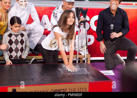 Decke und Paris Jackson auf der Michael Jackson verewigt mit Hand- und Fußabdruck Zeremonie am Grauman Chinese Theatre in Hollywood, CA. Die Veranstaltung fand am Donnerstag, 26. Januar 2012 statt. Foto von Eden Ari/PRPP/PictureLux Stockfoto