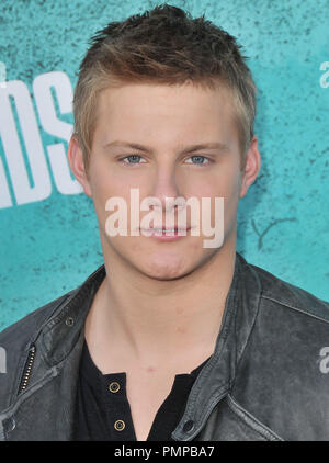 Alexander Ludwig bei 2012 MTV Movie Awards gehalten an der Gibson Amphitheatre in Universal City, CA. Die Veranstaltung fand am Sonntag, 3. Juni 2012 statt. Foto von PRPP/PictureLux Stockfoto