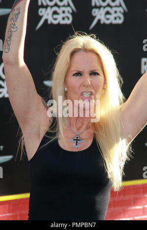 Lita Ford bei der Weltpremiere von Warner Bros. Pictures' Rock of Ages'. Ankünfte am Grauman's Chinese Theater in Hollywood, CA, 8. Juni 2012 statt. Foto von Joe Martinez/PictureLux Stockfoto