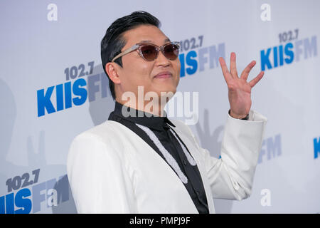 PSY besucht die KIIS FM 2012 Jingle Ball bei Nokia Theatre L.A. Live am 3. Dezember in Los Angeles, Kalifornien 2012. (Foto von Eden Ari/PRPP/PictureLux) Datei Referenz # 31746 102 PRPPEA nur für redaktionelle Verwendung - Alle Rechte vorbehalten Stockfoto