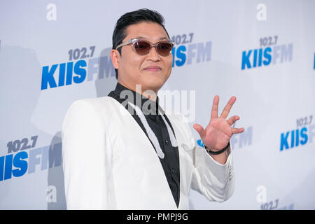 PSY besucht die KIIS FM 2012 Jingle Ball bei Nokia Theatre L.A. Live am 3. Dezember in Los Angeles, Kalifornien 2012. (Foto von Eden Ari/PRPP/PictureLux) Datei Referenz # 31746 103 PRPPEA nur für den redaktionellen Gebrauch - Alle Rechte vorbehalten Stockfoto