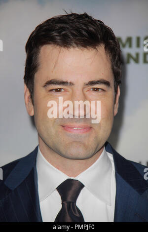 Ron Livingston 12/06/2012 'Gelobte Land' Premiere auf der Director's Guild of America in West Hollywood, CA Foto von mayuka Ishikawa/HNW/PictureLux gehalten Stockfoto