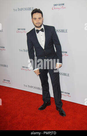 Juan Antonio Bayona 12/10/2012 "Unmöglich" Premiere Arclight Cinerama Dome in Hollywood, CA Foto von Izumi Hasegawa/HNW/PictureLux gehalten Stockfoto