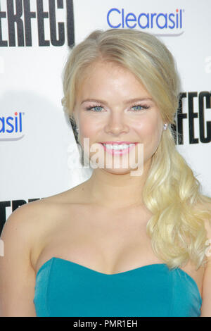 Kelli Goss bei der Premiere von Universal Pictures'' Pitch perfekt". Ankunft am Arclight in Hollywood, CA, 24. September 2012. Foto von Joe Martinez/PictureLux Stockfoto