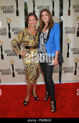 Vanessa Williams, Cindy Crawford 04/02/2012 IPA-Veranstaltung im Café La Boheme in West Hollywood, CA Foto von manae Nishiyama/HollywoodNewsWire.net/PictureLux Stockfoto