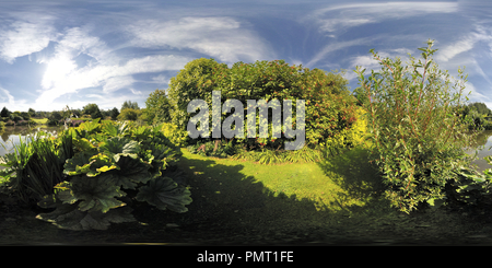 360 Grad Panorama Ansicht von Ladyfarm Garten 5, Chelwood, Somerset. VR