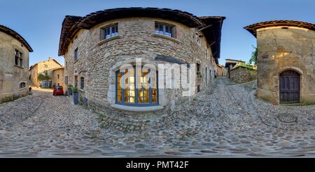 360 Grad Panorama Ansicht von Pérouges Village Médiéval rue Rondes 2790