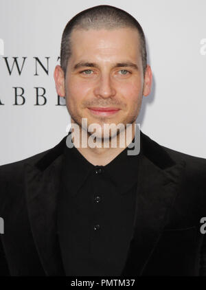 Rob James-Collier besucht einen Abend mit "ownton Abtei' gehalten an der Leonard H. Goldenson Theater in North Hollywood, CA. Die Veranstaltung fand am Montag, den 10. Juni 2013. Foto von Steven Lam PRPP/PictureLux Datei Referenz # 31990 050 PRPPSL nur für redaktionelle Verwendung - Alle Rechte vorbehalten Stockfoto