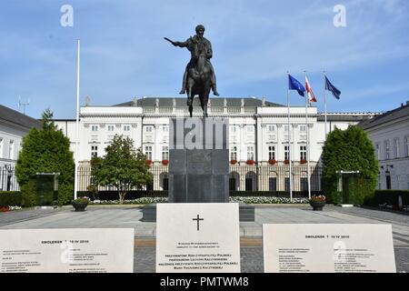 September 17, 2018 - Warschau, Polen - September 17.2018 Warschau Polen der Präsident von Polen lebt und arbeitet hier. Präsidentenpalast Krakowskie Przedmiescie (Credit Bild: © Piotr Twardysko/ZUMA Draht) Stockfoto