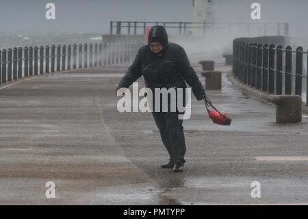 Ayr, Großbritannien, 19. September 2018, Wetter Großbritannien: Weiterer Sturm schlägt die Westküste von Schottland - Sturm Ali. Credit: Pawel Pietraszewski/Alamy leben Nachrichten Stockfoto