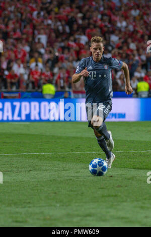 Lissabon, Portugal. Sept 2018 19. Bayern Muenchen Defender aus Deutschland Joshua Kimmich (32), die in Aktion während des Spiels der 1. Runde der Gruppe E für die UEFA Champions League, SL Benfica vs Bayern München © Alexandre de Sousa/Alamy leben Nachrichten Stockfoto