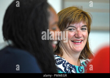 Ehemaliger Minister für Bildung Nicky Morgan, während der Start einer Kampagne von Helen Pankhurst, mehr Frauen in die Politik zu erhalten, an Portcullis House in London. Stockfoto