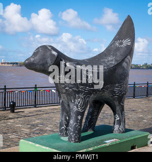 Liverpool Superlambanana erstellt von Taro Chiezo von Andy Klein Julian Taylor Tommy Grund Ray Stokes für ArtTransPenine Ausstellung 1998 interpretiert Stockfoto