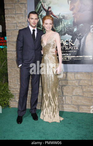 Nicholas Hoult, Eleanor Tomlinson 02/26/2013 'Jack der Riese Slayer 'Premiere gehalten an TCL Chinese Theatre in Hollywood, CA Foto von Izumi Hasegawa/HNW/PictureLux Stockfoto