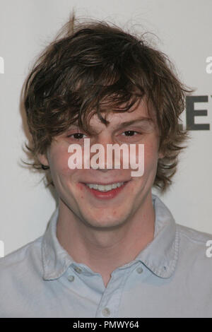 Evan Peters 03/15/2013 PaleyFest Ehren' amerikanischen Horror Story: Asyl' am Saban Theater in Beverly Hills, CA Foto von kazuki Hirata/HNW/PictureLux gehalten Stockfoto