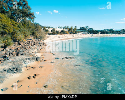 Noosa Main Beach, von der Kante. In der Sunshine Coast von Queensland Australien! Stockfoto