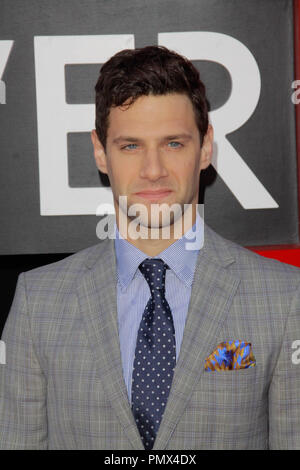 Justin Bartha bei der Premiere von Warner Bros. Pictures'' der Kater Teil III (3)". Ankünfte an Westwood Village Theater in Westwood, CA, 20. Mai 2013 statt. Foto von Joe Martinez/PictureLux Stockfoto