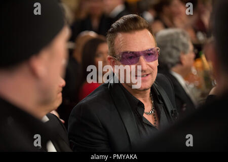 Bono bei der 71st jährlichen Golden Globe Awards im Beverly Hilton in Beverly Hills, CA am Sonntag, 12. Januar 2014. Datei Referenz # 32222 317 GFS nur für redaktionelle Verwendung - Alle Rechte vorbehalten Stockfoto