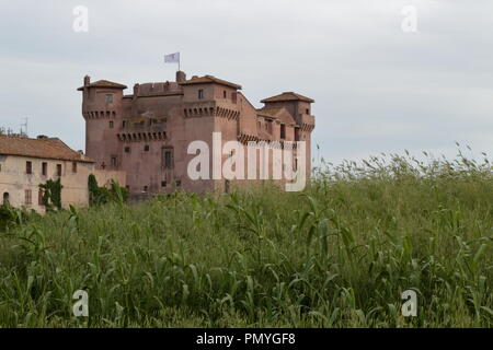 Mittelalterliche Burg von Santa Severa aus dem 14. Jahrhundert Stockfoto