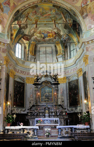 Italien, Lombardei, Lago d'Orta, Kirche Innenraum, Madonna del Sasso. Stockfoto