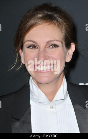 Julia Roberts an der "August: Osage County" Los Angeles Premiere am Regal Cinemas L.A. statt Leben in Los Angeles, CA. Die Veranstaltung fand am Montag, den 16. Dezember 2013. Foto von PRPP PRPP/PictureLux Datei Referenz # 32208 011 PRPP 01 nur für redaktionelle Verwendung - Alle Rechte vorbehalten Stockfoto
