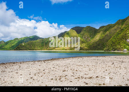 Shoreline Bank von See fogo Sao Miguel Azoren vulkanischen Krater Stockfoto