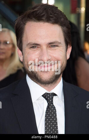 Charlie Tag ankommt bei der Premiere von Warner Bros. Pictures' und legendären Bilder "Pacific Rim" bei Dolby Theater am 9. Juli 2013 in Hollywood, Kalifornien. Foto von Eden Ari/PRPP/PictureLux Datei Referenz # 32026 092 PRPPEA nur für redaktionelle Verwendung - Alle Rechte vorbehalten Stockfoto