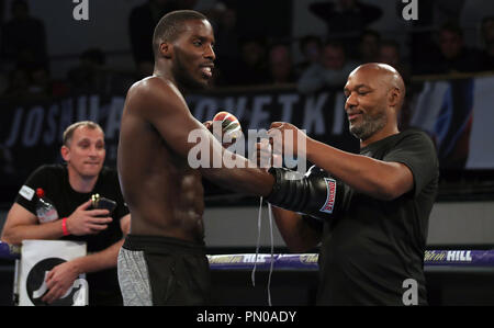 Lawrence Okolie während der öffentlichen Training an der York Hall, London. Stockfoto