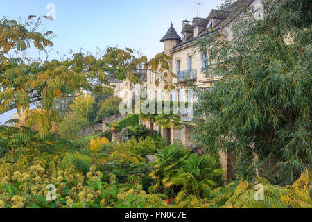 Frankreich, Correze, Tal der Dordogne, Limousin, üppige Gärten entlang des Flusses Dordogne // Frankreich, Corrèze (19), Vallée de la Dordogne, Limousin, Jardins Stockfoto