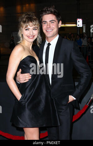 Imogen Poots und Zac Efron kommt bei der Premiere von Focus Features'', die unbeholfenen Moment" im Regal Cinemas L.A. Live am 27. Januar 2014 in Los Angeles, Kalifornien. Foto von Eden Ari/PRPP/PictureLux Datei Referenz # 32228 045 PRPPEA nur für redaktionelle Verwendung - Alle Rechte vorbehalten Stockfoto