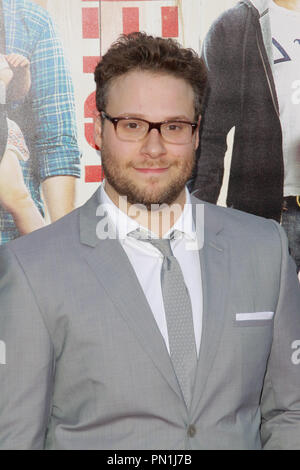 Seth Rogen am Universal Pictures Weltpremiere von "Nachbarn". Ankünfte am Regency Dorf Theater in Westwood, CA, 28. April 2014 statt. Foto von Joe Martinez/PictureLux Stockfoto