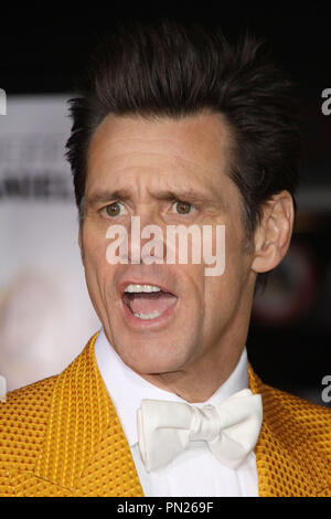 Jim Carrey 11/03/2014 'Dumme und Dümmer zu 'Premiere im Regency Dorf Theater in Westwood, CA Foto von kazuki Hirata/HNW/PictureLux Stockfoto