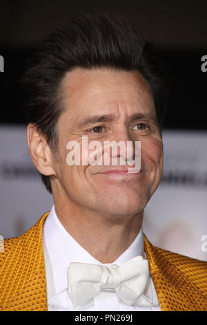 Jim Carrey 11/03/2014 'Dumme und Dümmer zu 'Premiere im Regency Dorf Theater in Westwood, CA Foto von kazuki Hirata/HNW/PictureLux Stockfoto