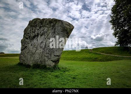 Jungsteinzeit Stein, den größten Teil der Steinkreis in Großbritannien, Avebury Wiltshire. Stockfoto