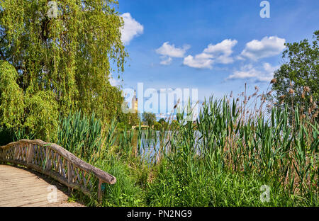 Blick von der Alten Brücke auf das Schweriner Schloss, Mecklenburg-Vorpommern, Deutschland Stockfoto