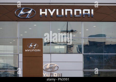 Belgrad, SERBIEN - 19. SEPTEMBER 2018: Hyundai Logo auf ihren wichtigsten Händler store Belgrad. Hyundai ist eine Südkoreanische Auto und KFZ-Hersteller Stockfoto