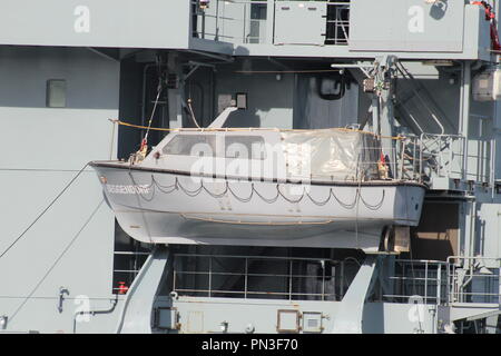 Deggendorf, ein Hafen starten Sie an Bord der Deutschen Marine FGS Donau (A516), eine Elbe-Klasse Auffüllung Ausschreibung, während der Übung gemeinsame Krieger 17-1. Stockfoto