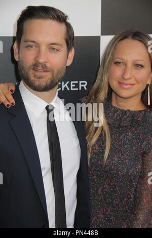 Tobey Maguire und Jennifer Meyer 09/08/2015 Los Angeles Premiere von "pawn Opfer im Harmony Gold in Los Angeles, CA Foto von Izumi Hasegawa/HNW/PictureLux Stockfoto