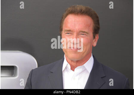 Arnold Schwarzenegger 10/10/2015 Los Angeles Premiere von "Terminator Genisys" bei Dolby Theater in Hollywood, CA Foto von Izumi Hasegawa/HNW/PictureLux Stockfoto