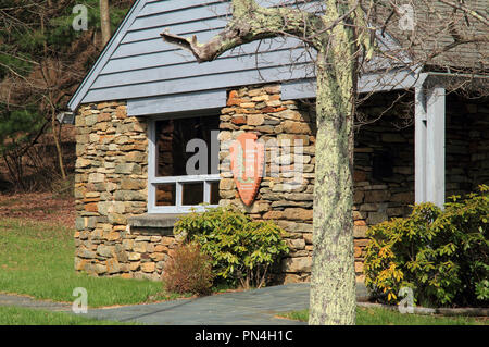 Gipfel der Otter Visitor Centre, entlang der Blue Ridge Parkway, Virginia gelegen, bietet Reisenden mit Informationen über die Blue Ridge Mountains Stockfoto