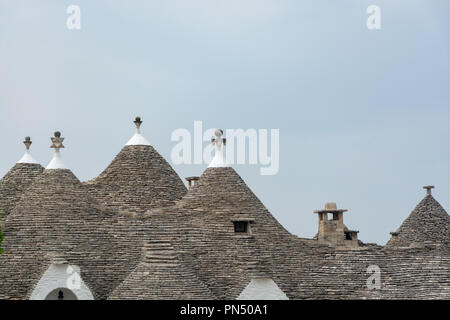 Einzigartige kleine Süd Italia Stadt Alberobello mit antient Steine konische Häuser Trullo, Reiseziel, Region Apulien in der Nähe von Bari Stockfoto