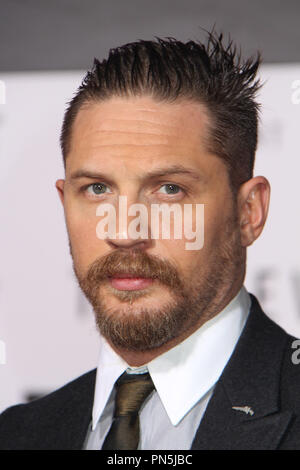 Tom Hardy 12/16/2015 "Der Wiedergänger" Premiere auf der TCL Chinese Theatre in Hollywood, CA Foto von kazuki Hirata/HNW/PictureLux gehalten Stockfoto